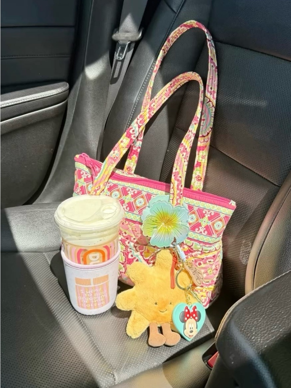 ✨RETIRED✨ Vera Bradley - Capri Melon small tote - Picture 4 of 5
